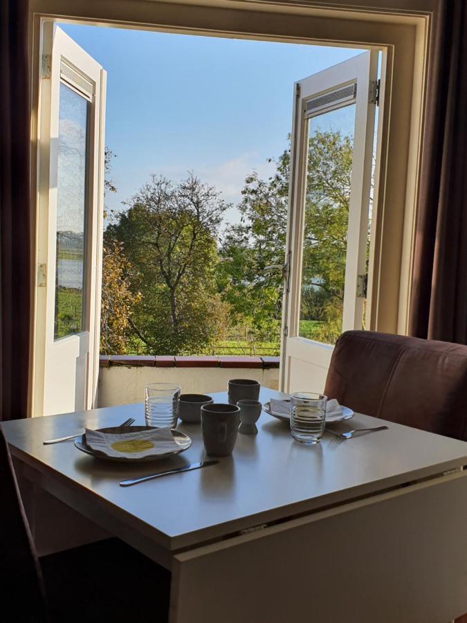 B&B Maaslandje Wijk en Aalburg Exterior foto